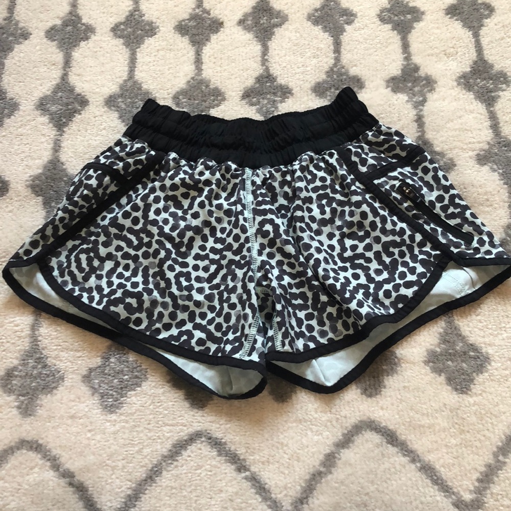 Lululemon workout shorts size 4